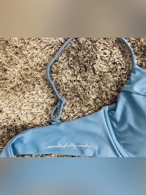 Wonderfully Made Arctic Blue Underwire Swim Top 🐬
